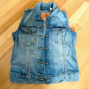 Levi’s jean vest